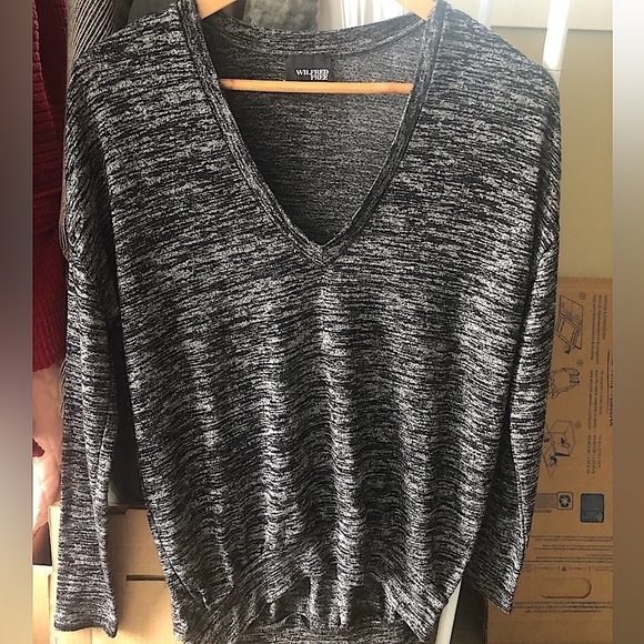 WILFRED FREE oversized v-neck long sleeve top - Picture 1 of 5